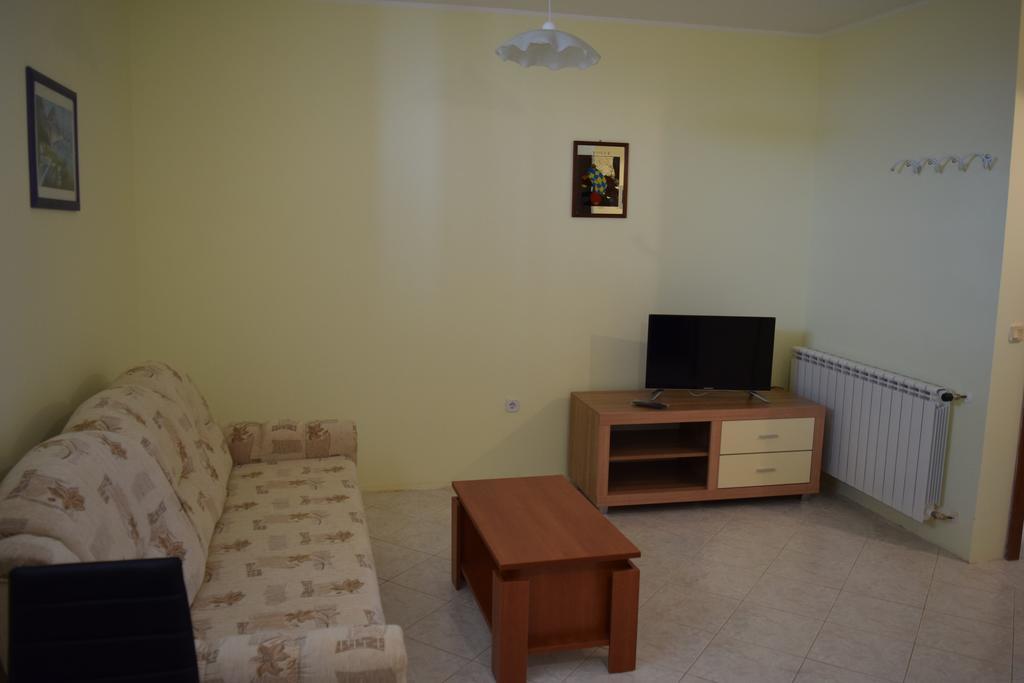 Apartment Vera Штиньян Экстерьер фото